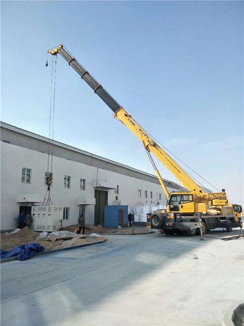 泰州市“超载就喊停”—— 吊车的 “重量保镖” 技术
